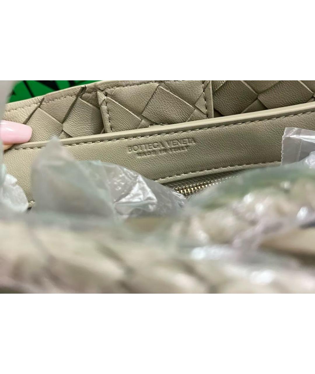 BOTTEGA VENETA Хаки кожаная сумка с короткими ручками, фото 3