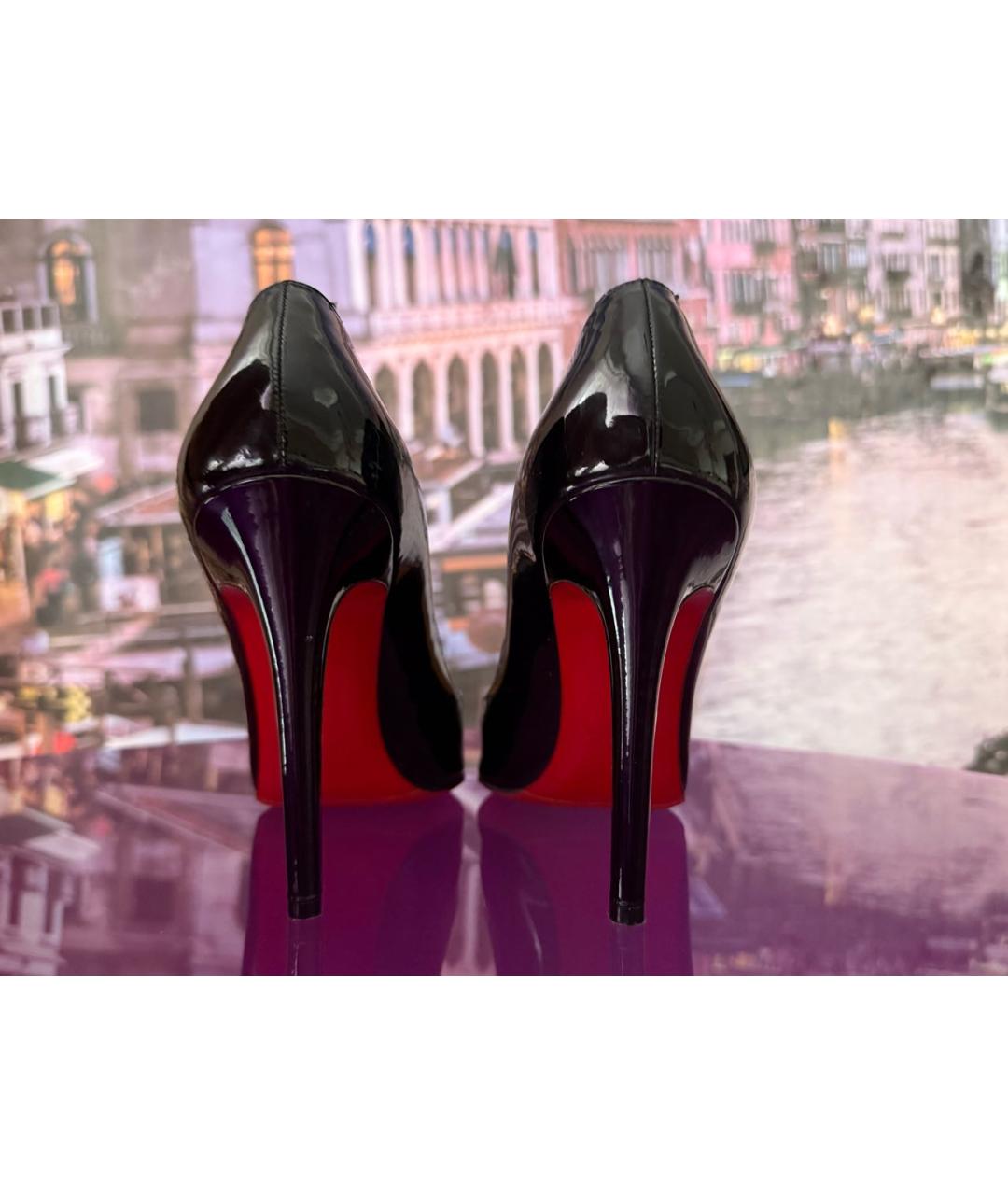 CHRISTIAN LOUBOUTIN Черные туфли из лакированной кожи, фото 4