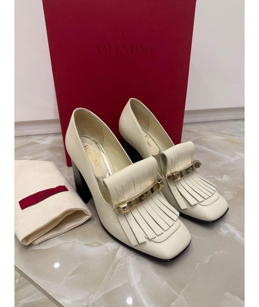VALENTINO Белые кожаные туфли, фото 5