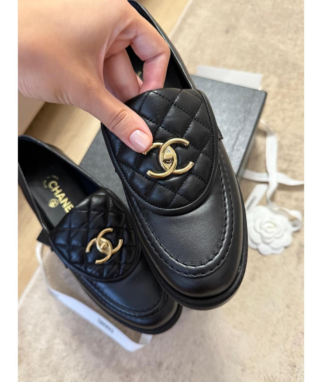 CHANEL Черные кожаные лоферы, фото 2