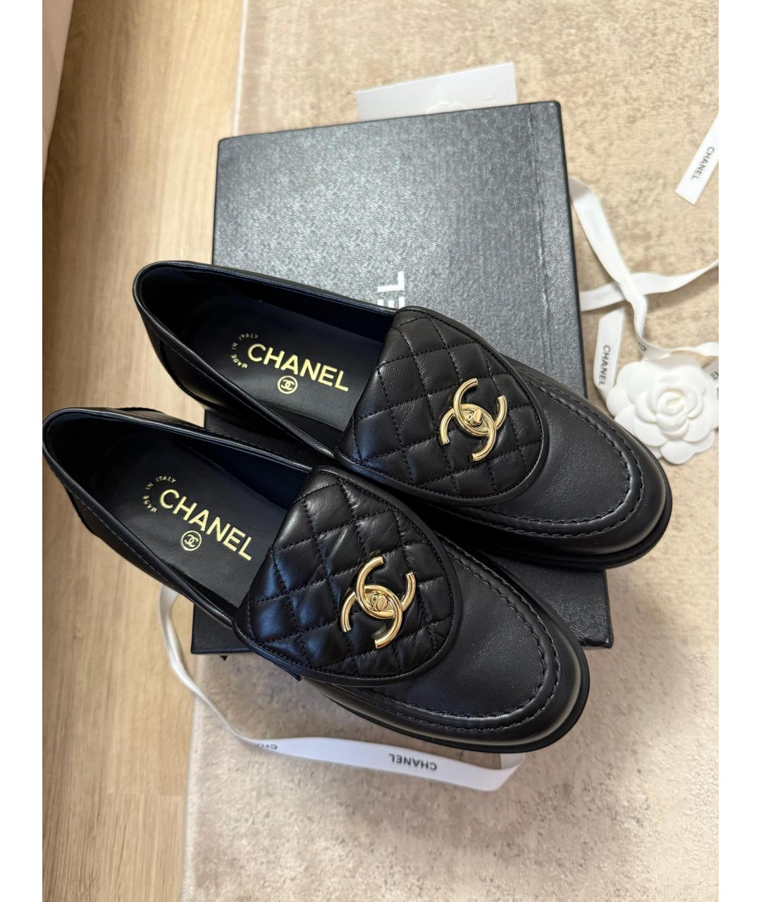 CHANEL Черные кожаные лоферы, фото 4