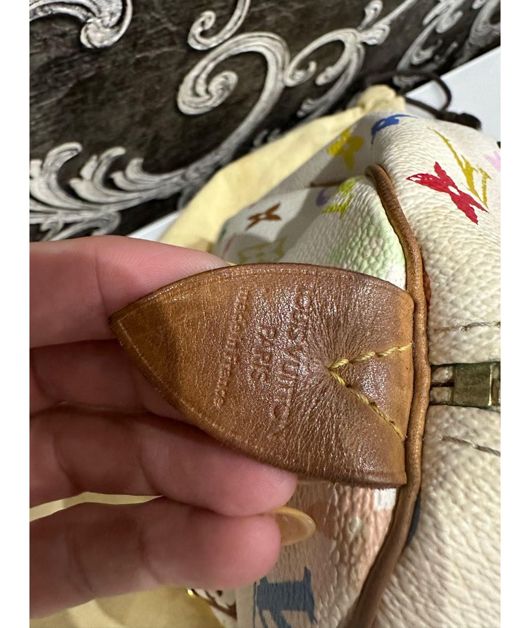 LOUIS VUITTON Белая кожаная сумка с короткими ручками, фото 7