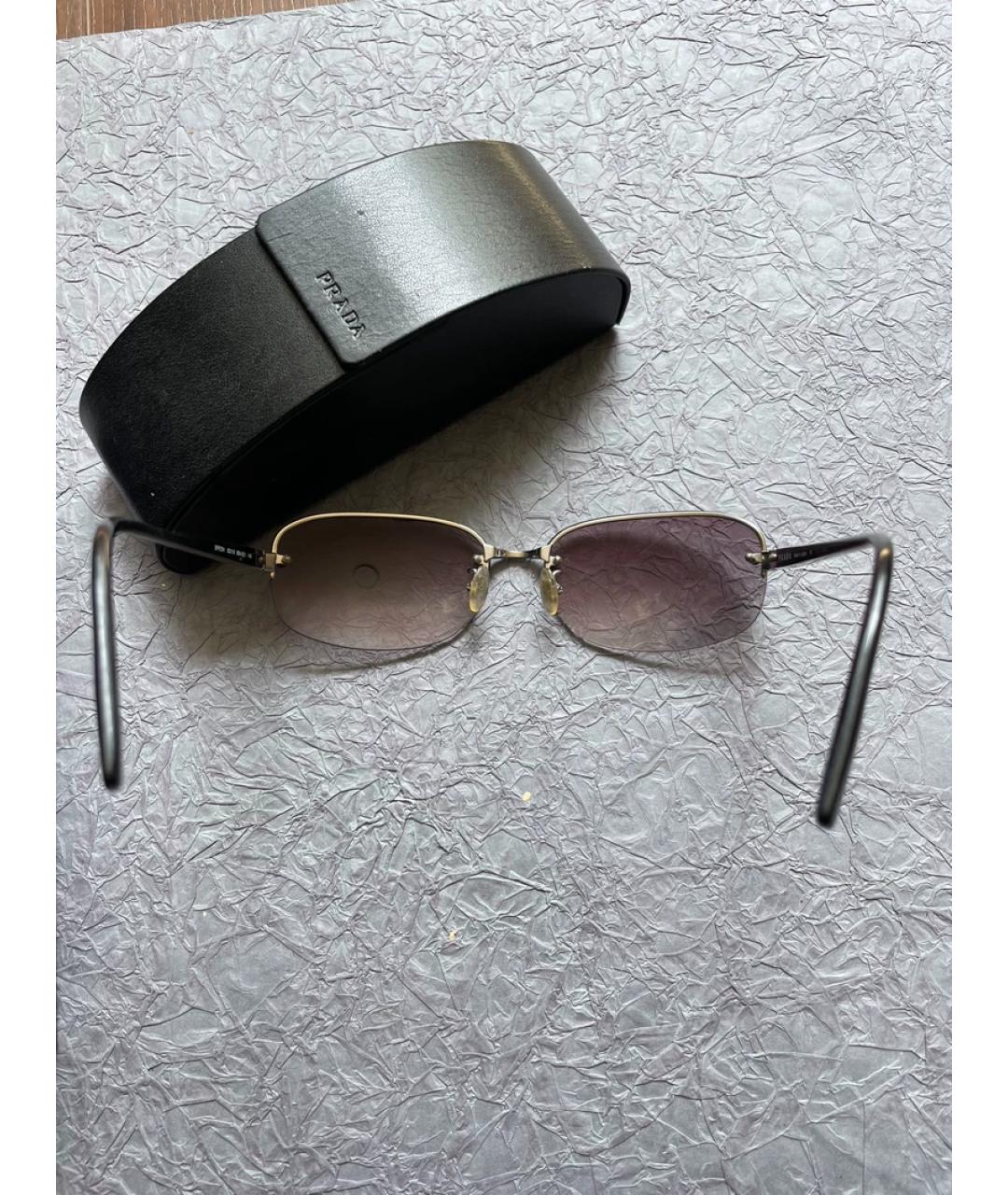 PRADA Черные пластиковые солнцезащитные очки, фото 4