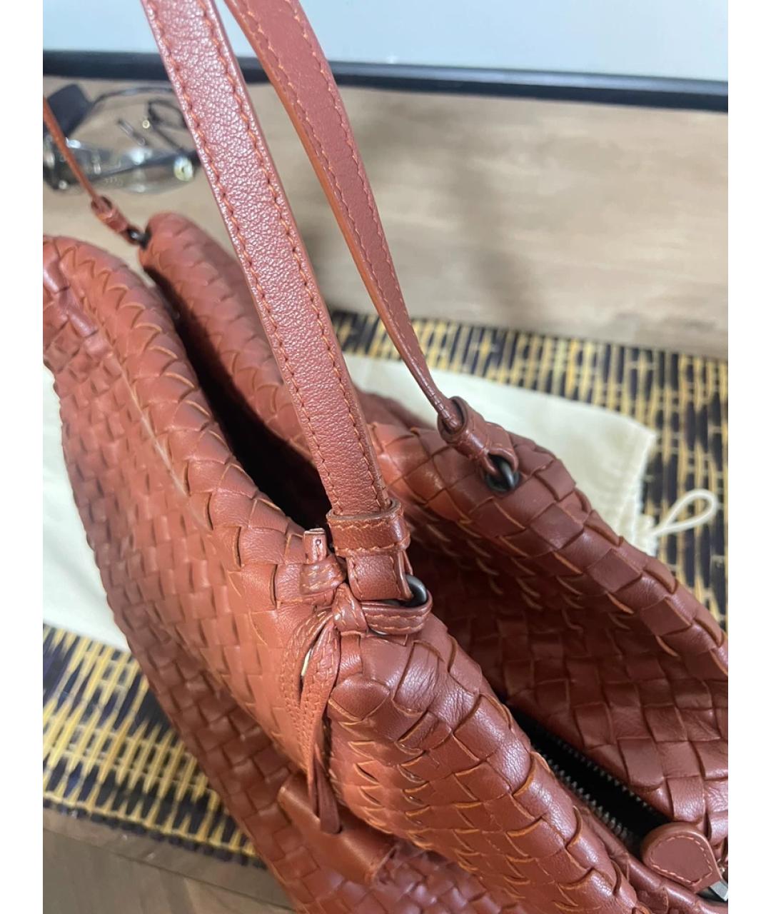 BOTTEGA VENETA Коричневая кожаная сумка через плечо, фото 5