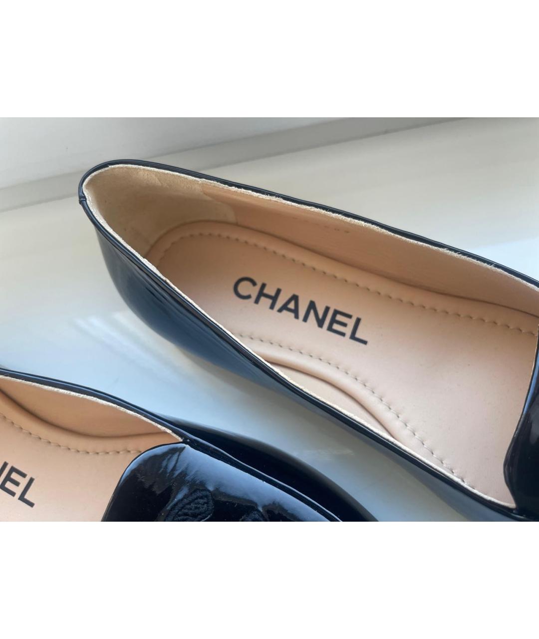 CHANEL Черные кожаные лоферы, фото 3