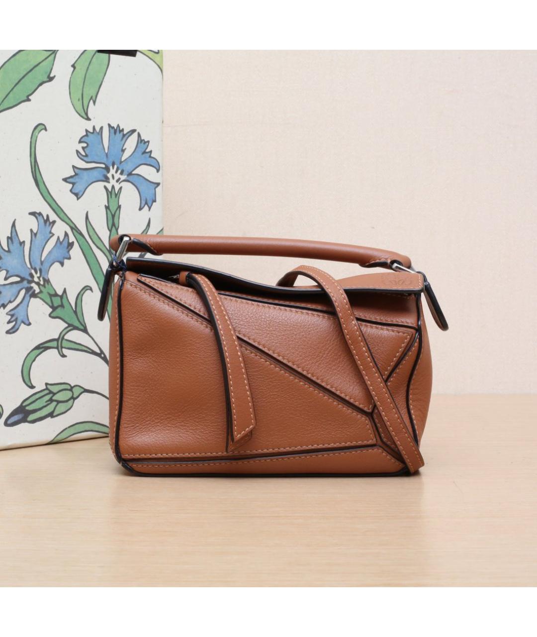 LOEWE Коричневая кожаная сумка через плечо, фото 2