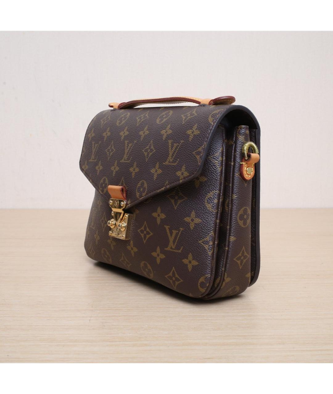 LOUIS VUITTON Коричневая сумка через плечо, фото 4
