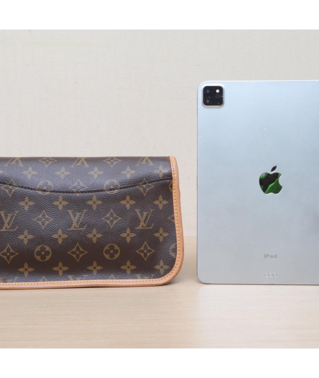 LOUIS VUITTON Коричневая кожаная сумка через плечо, фото 7