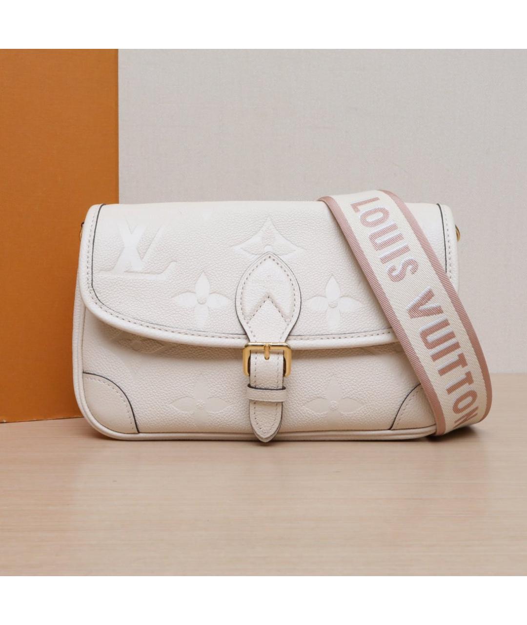 LOUIS VUITTON Белая кожаная сумка через плечо, фото 2