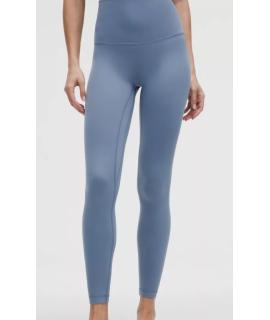 Lululemon Спортивные брюки и шорты