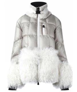 MONCLER Пуховик