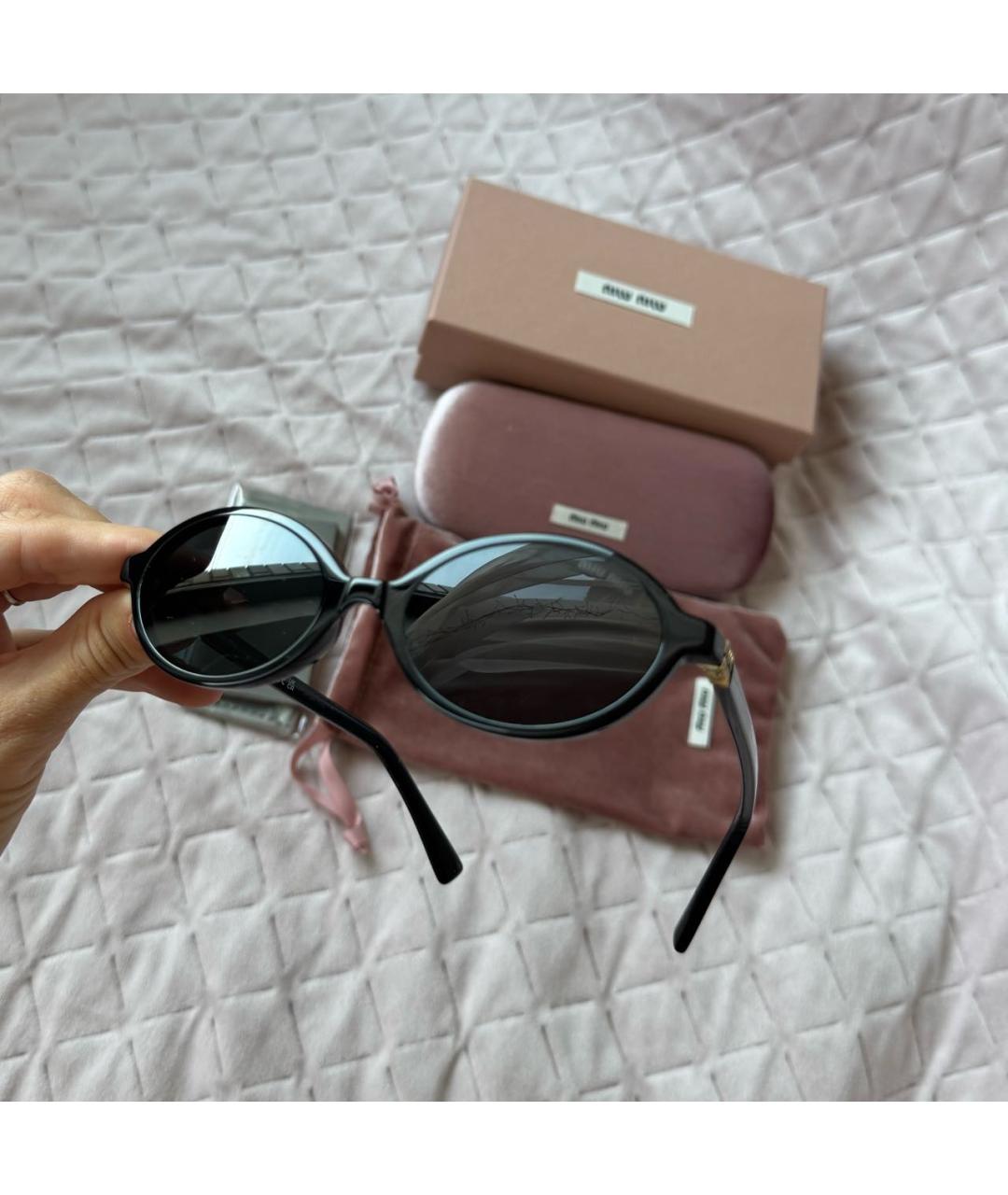 MIU MIU Черные пластиковые солнцезащитные очки, фото 2