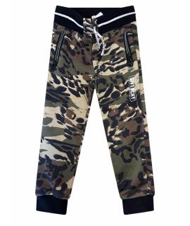 GIVENCHY KIDS Брюки и шорты