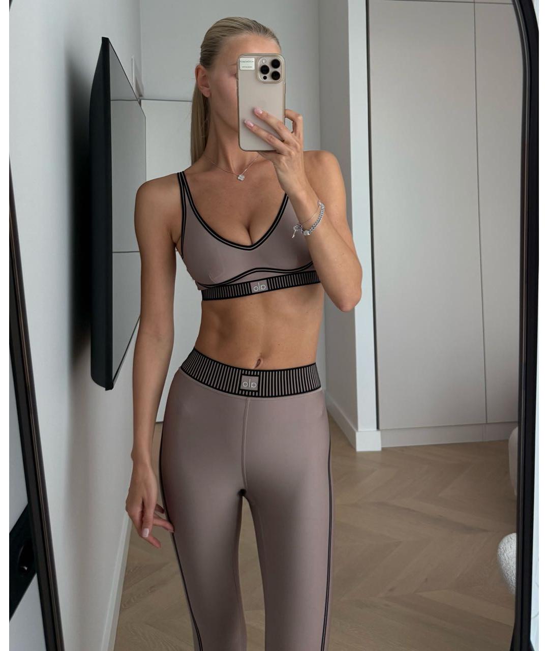 ALO YOGA Бежевый полиэстеровый спортивные костюмы, фото 2
