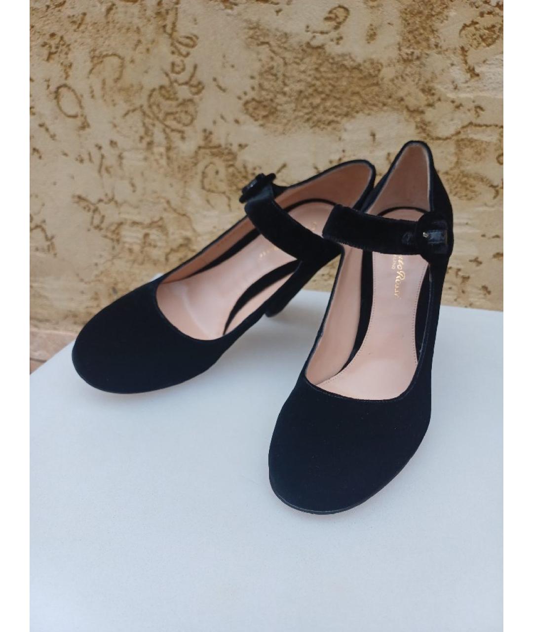 GIANVITO ROSSI Черные бархатные туфли, фото 5