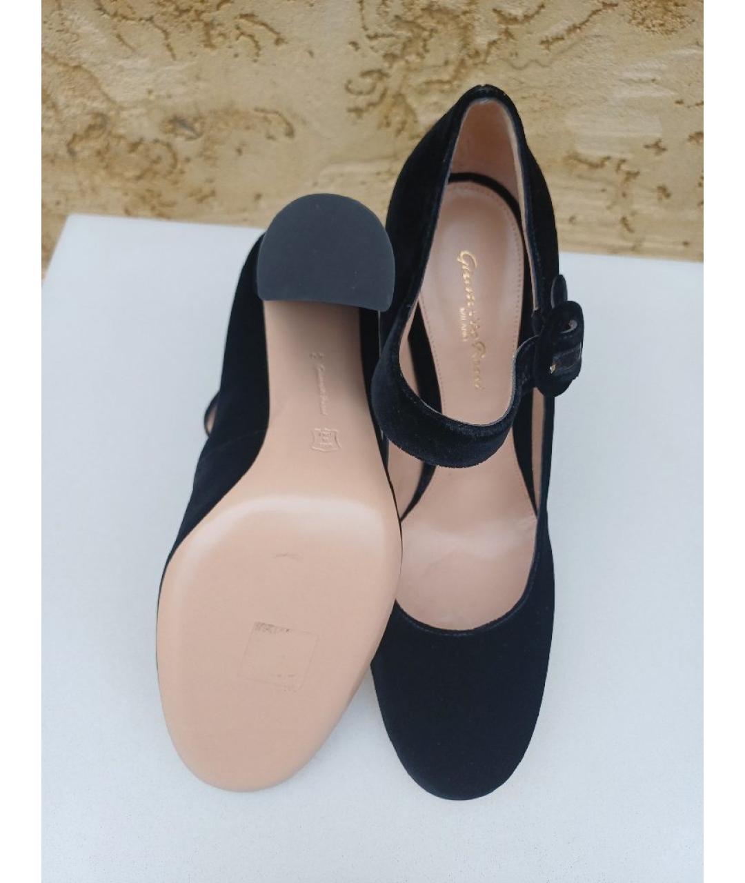 GIANVITO ROSSI Черные бархатные туфли, фото 7