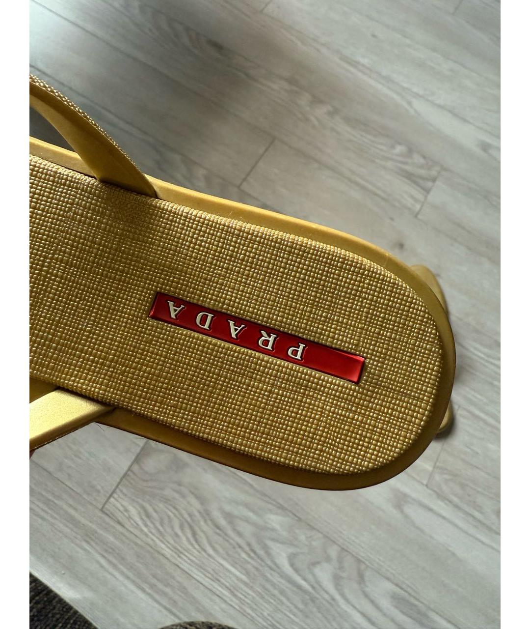 PRADA Золотые шлепанцы, фото 6