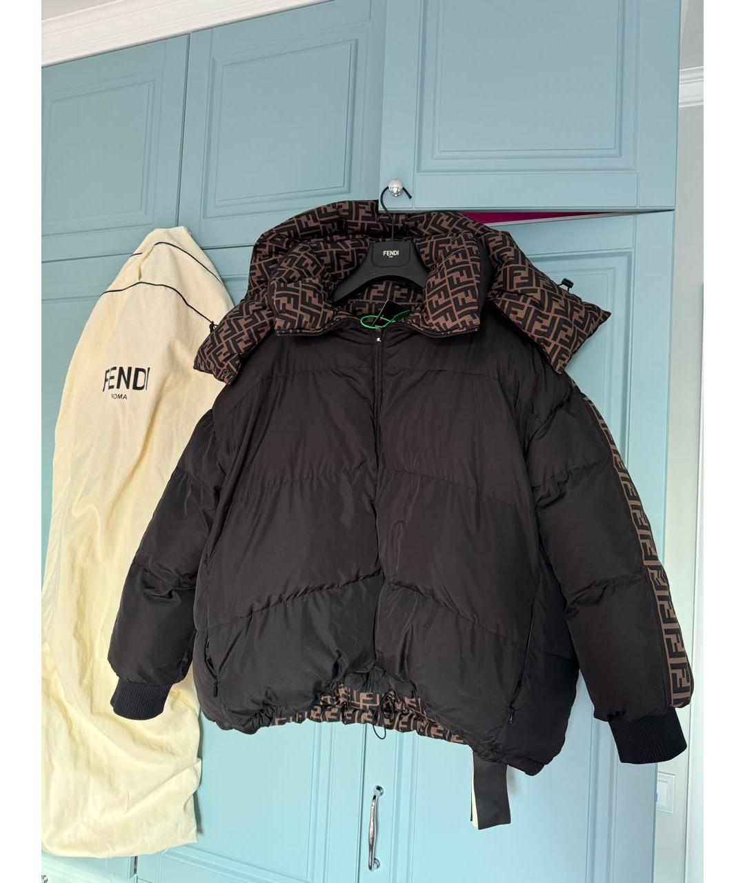 FENDI Черный пуховик, фото 4