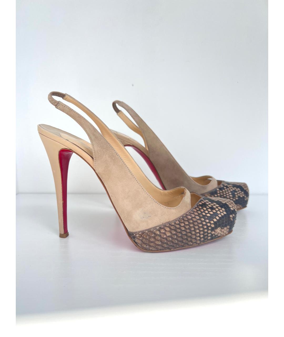 CHRISTIAN LOUBOUTIN Бежевые замшевые туфли, фото 6