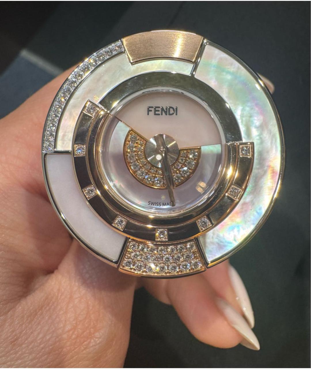 FENDI Коралловые часы из розового золота, фото 7