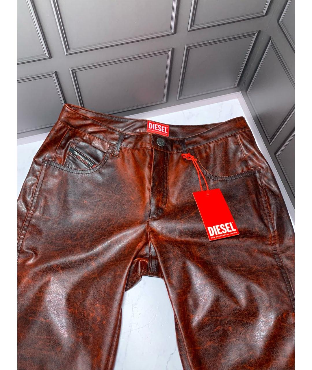 DIESEL Бордовые полиэстеровые прямые брюки, фото 5