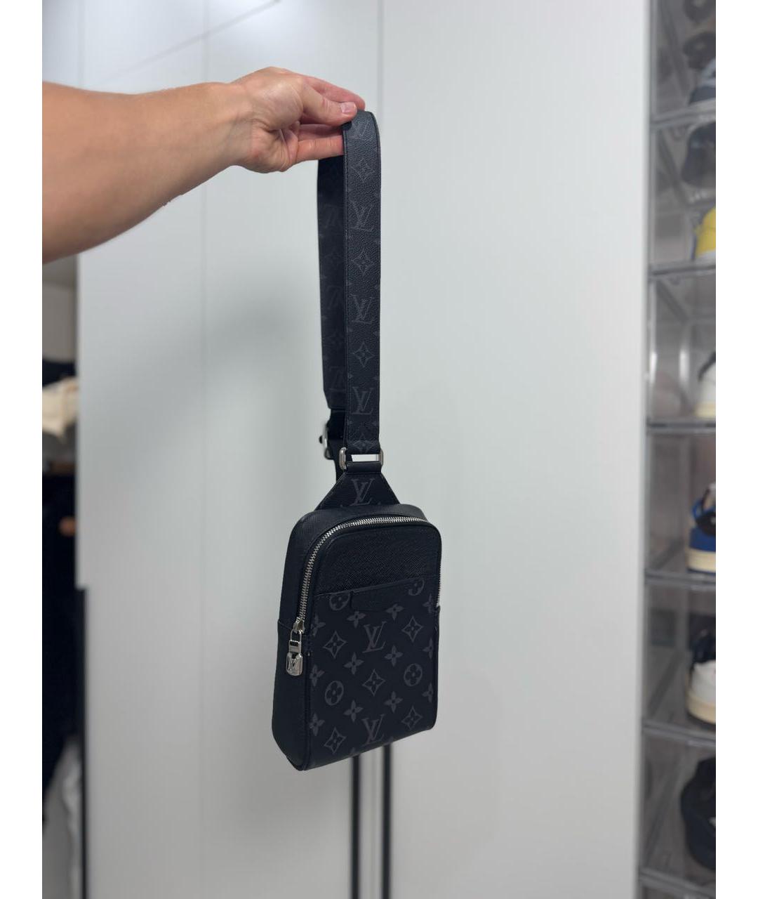 LOUIS VUITTON Черная сумка на плечо, фото 5