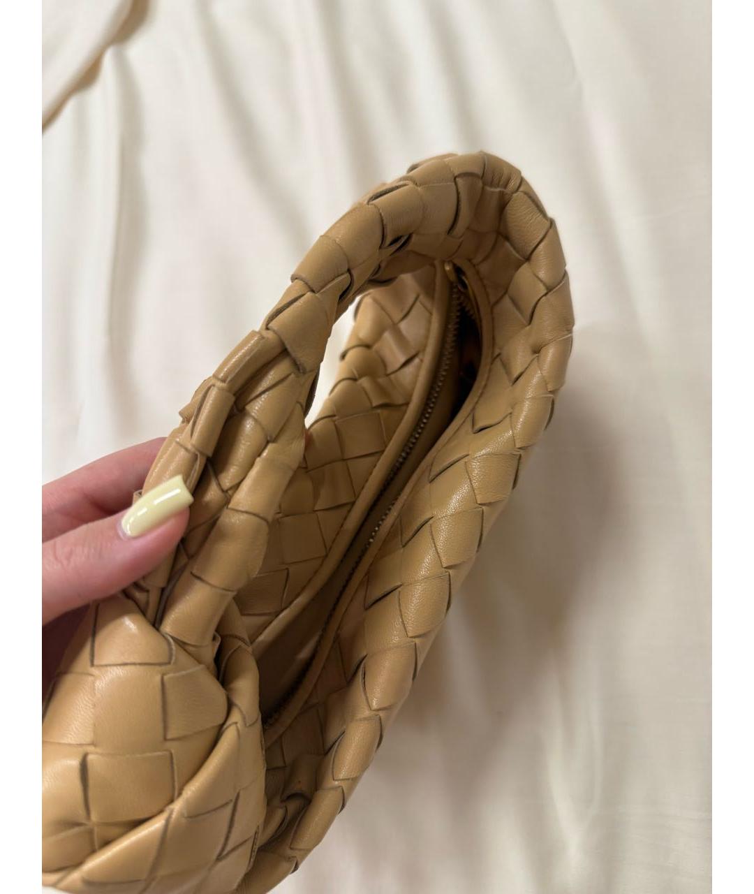 BOTTEGA VENETA Бежевая кожаная сумка с короткими ручками, фото 4