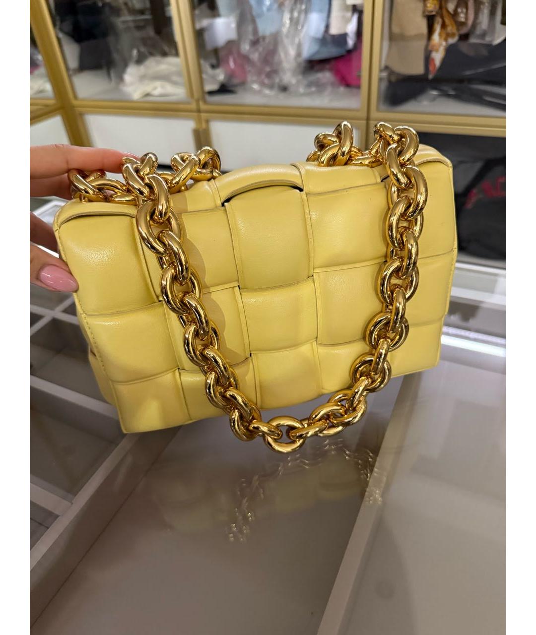 BOTTEGA VENETA Желтая кожаная сумка с короткими ручками, фото 2