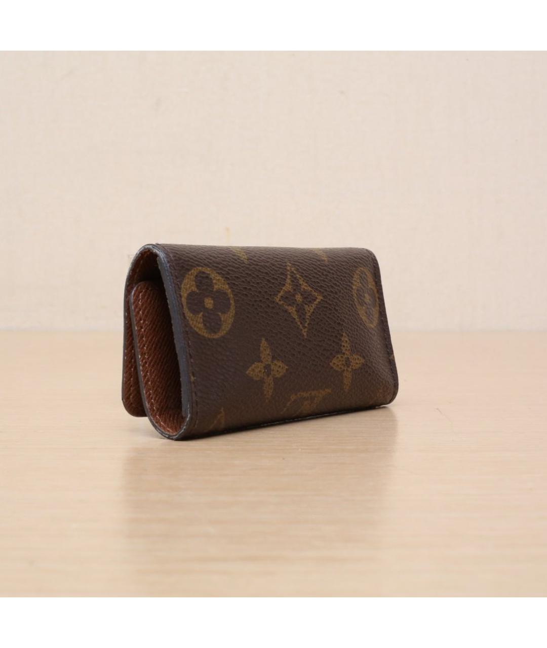 LOUIS VUITTON Коричневая ключница, фото 6