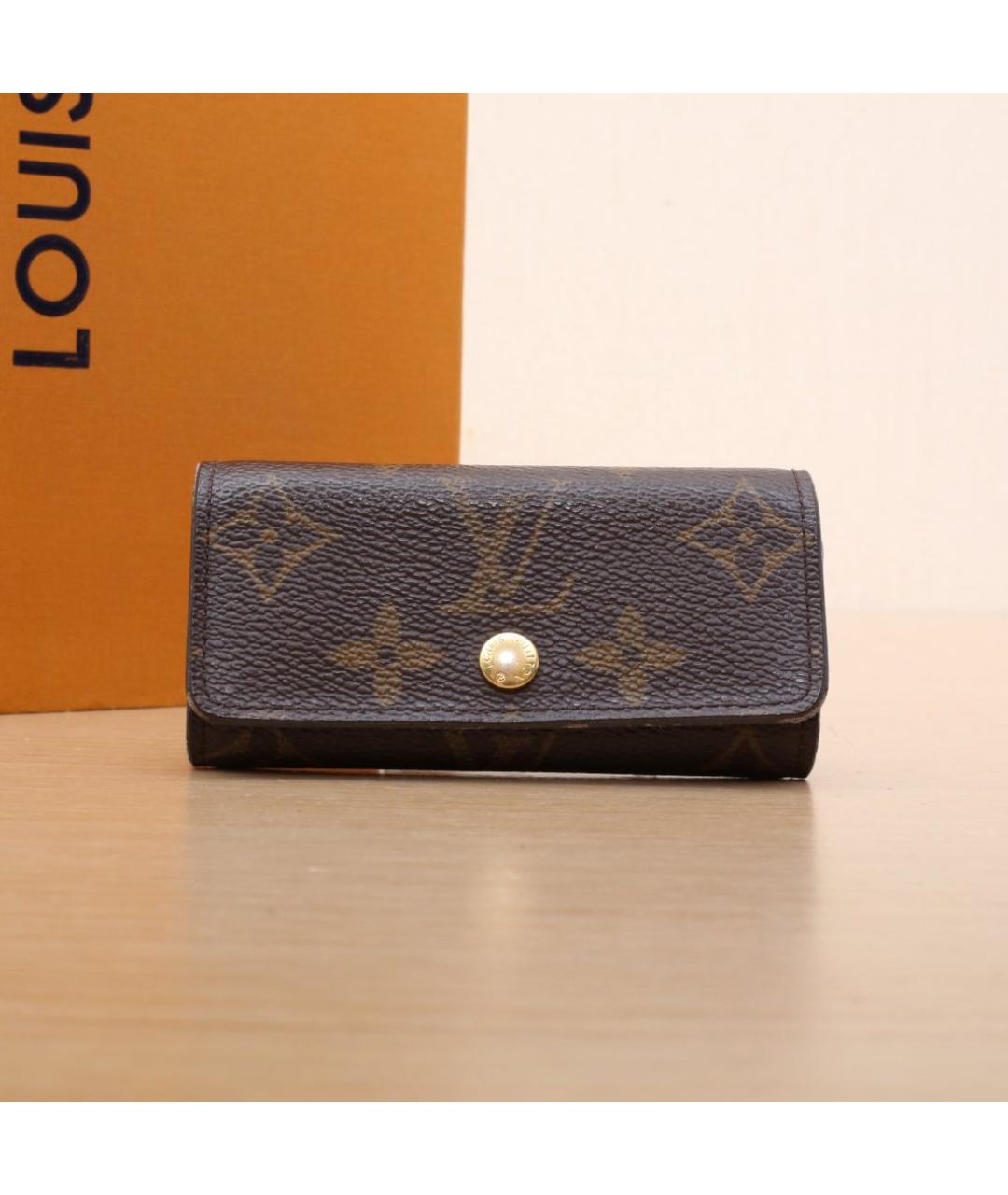 LOUIS VUITTON Коричневая ключница, фото 2