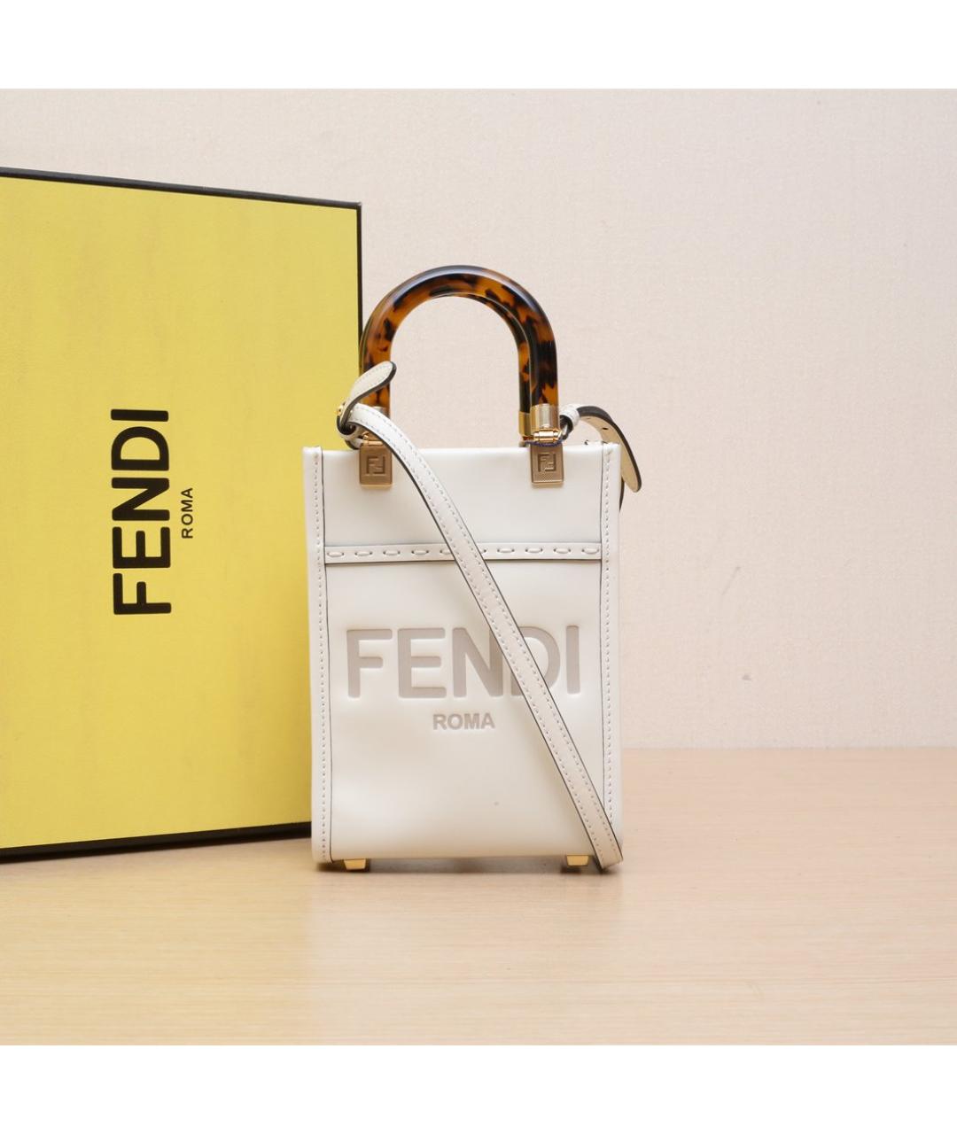 FENDI Белая кожаная сумка через плечо, фото 2
