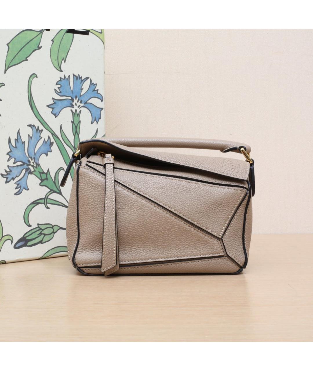 LOEWE Бежевая кожаная сумка через плечо, фото 2
