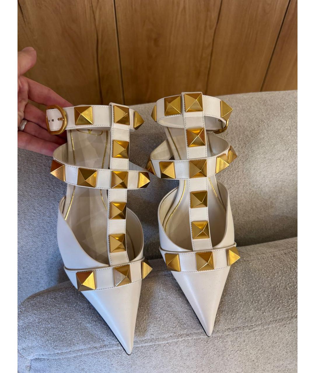VALENTINO Белые кожаные лодочки на низком каблуке, фото 2