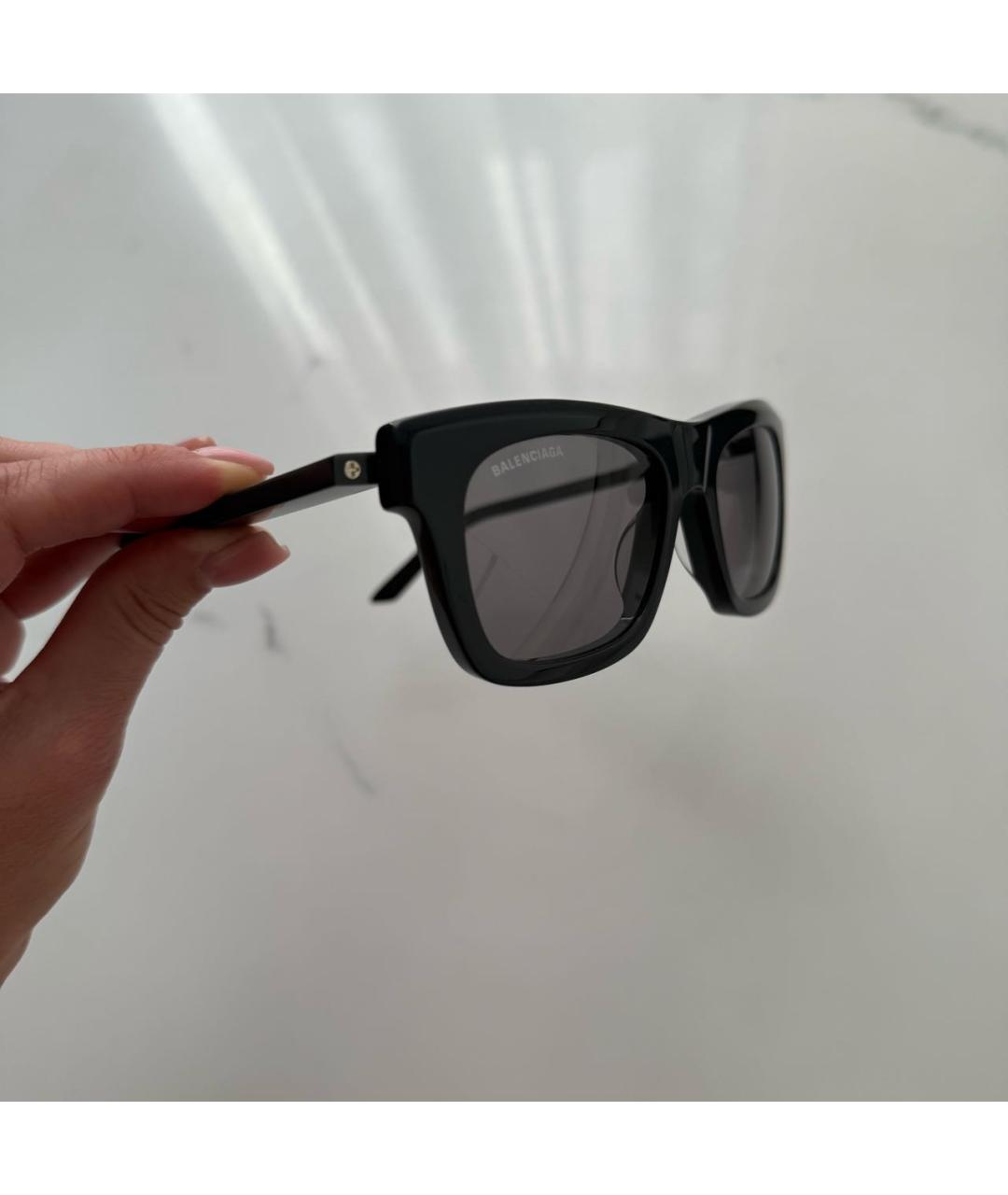 BALENCIAGA Антрацитовые пластиковые солнцезащитные очки, фото 4