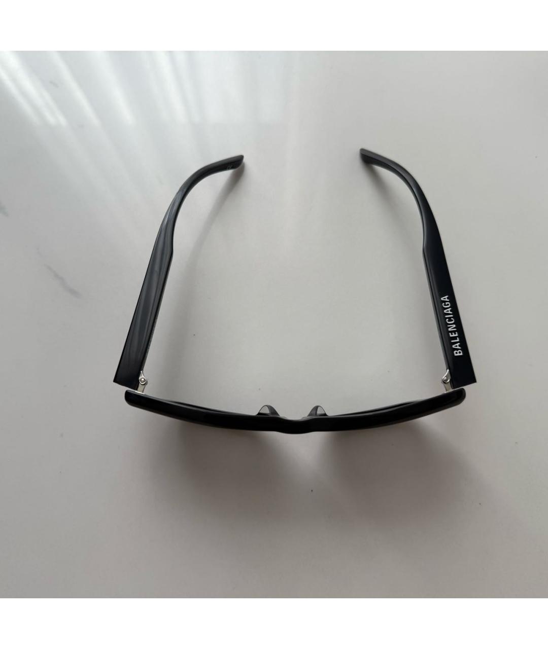 BALENCIAGA Антрацитовые пластиковые солнцезащитные очки, фото 3
