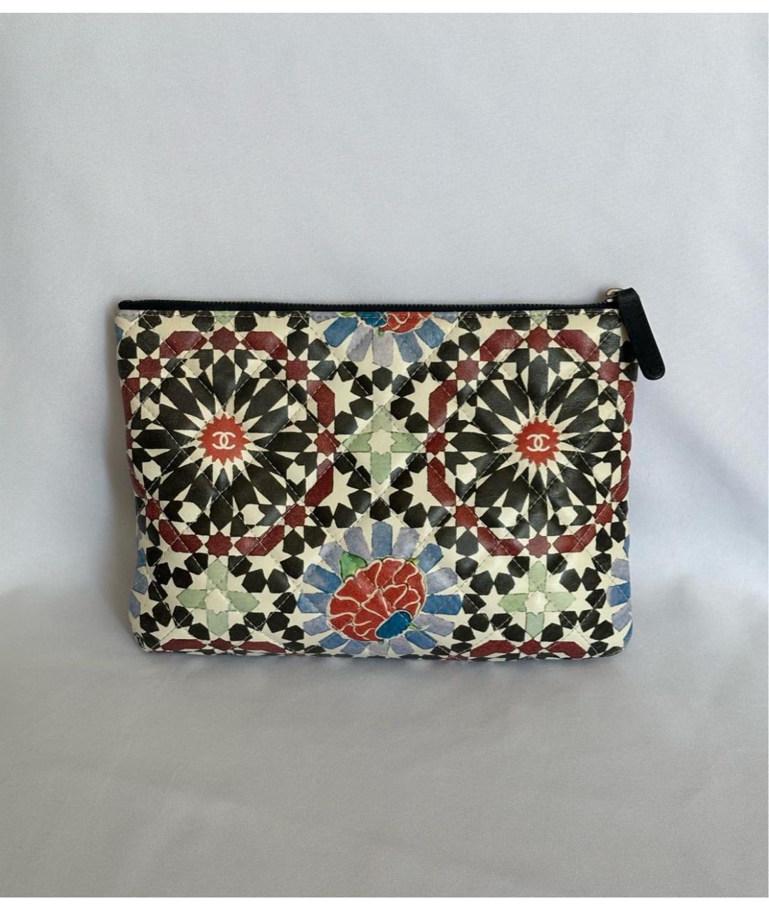 CHANEL Мульти косметичка из лакированной кожи, фото 2