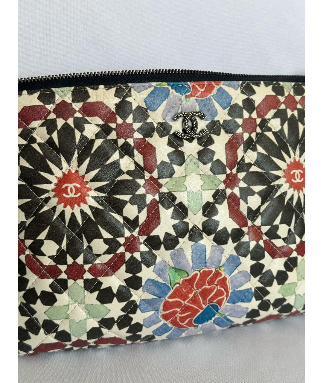 CHANEL Мульти косметичка из лакированной кожи, фото 3