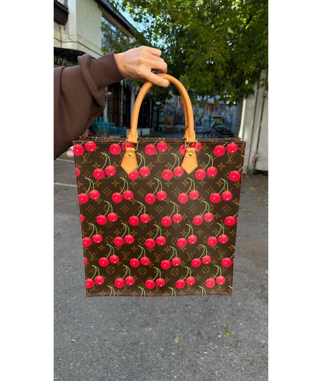 LOUIS VUITTON Коричневая сумка с короткими ручками, фото 8