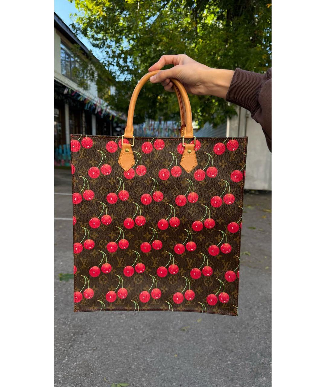 LOUIS VUITTON Коричневая сумка с короткими ручками, фото 3
