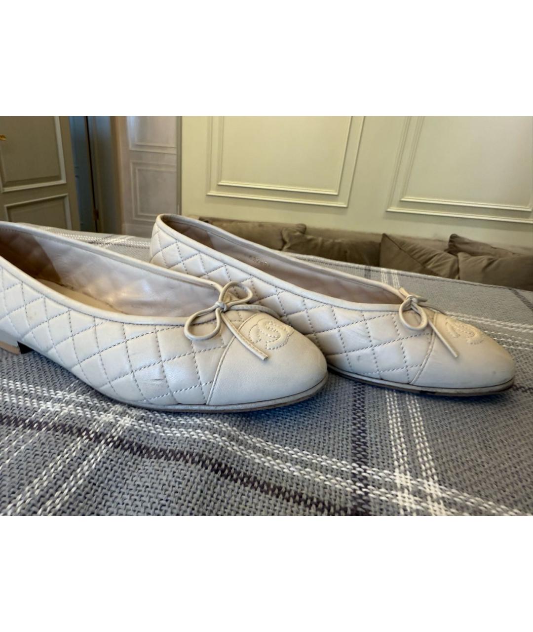 CHANEL Бежевые кожаные балетки, фото 5