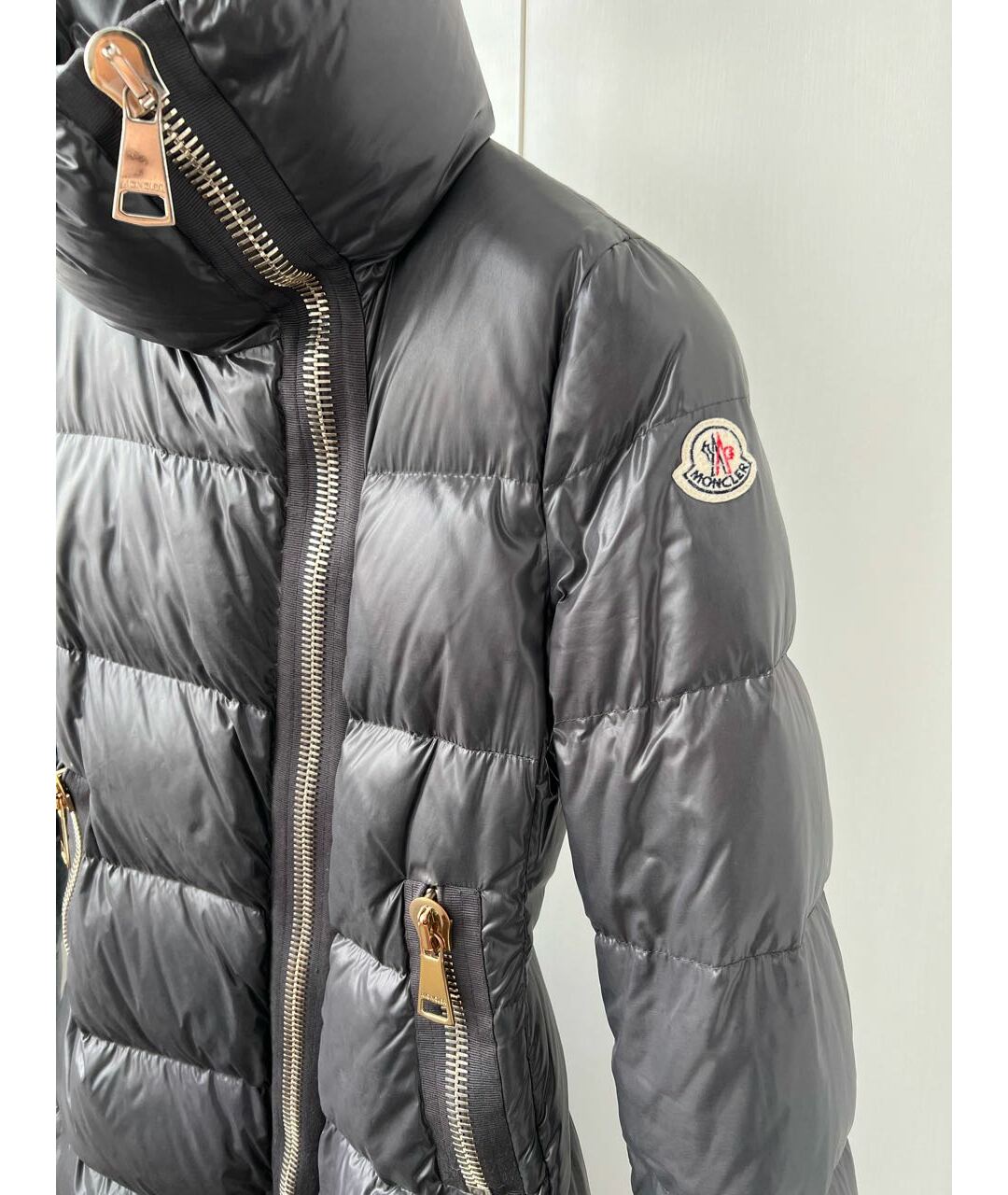 MONCLER Антрацитовый полиамидовый пуховик, фото 4