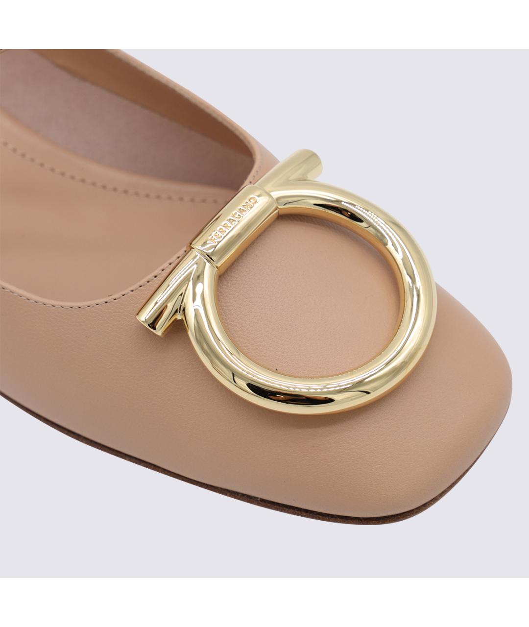 FERRAGAMO Бежевые кожаные туфли, фото 4
