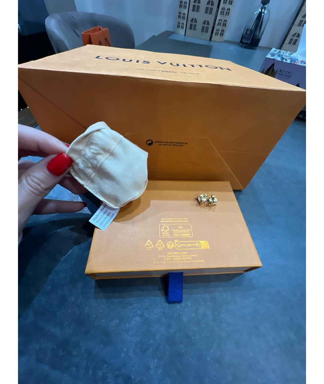 LOUIS VUITTON Золотые металлические серьги, фото 7