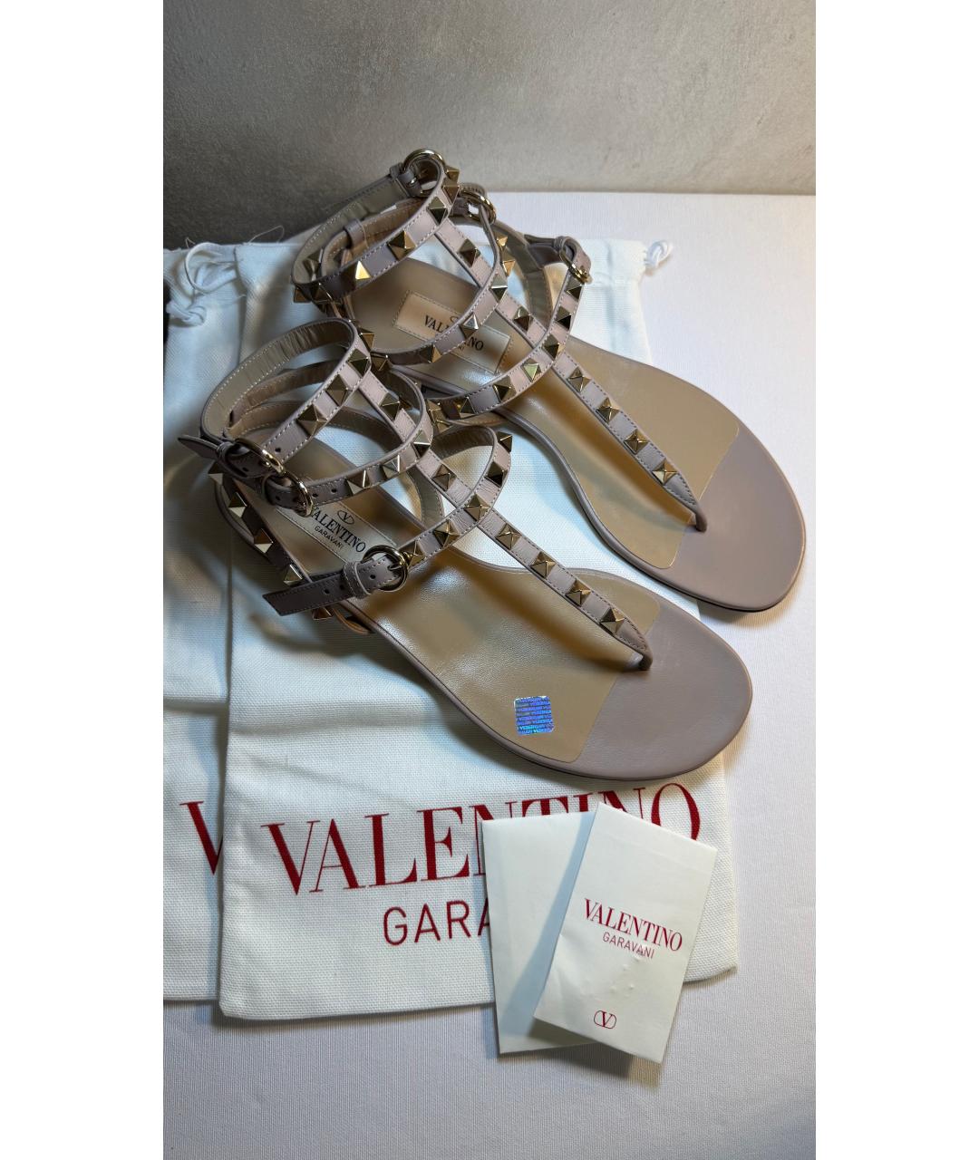 VALENTINO Бежевые кожаные сандалии, фото 2