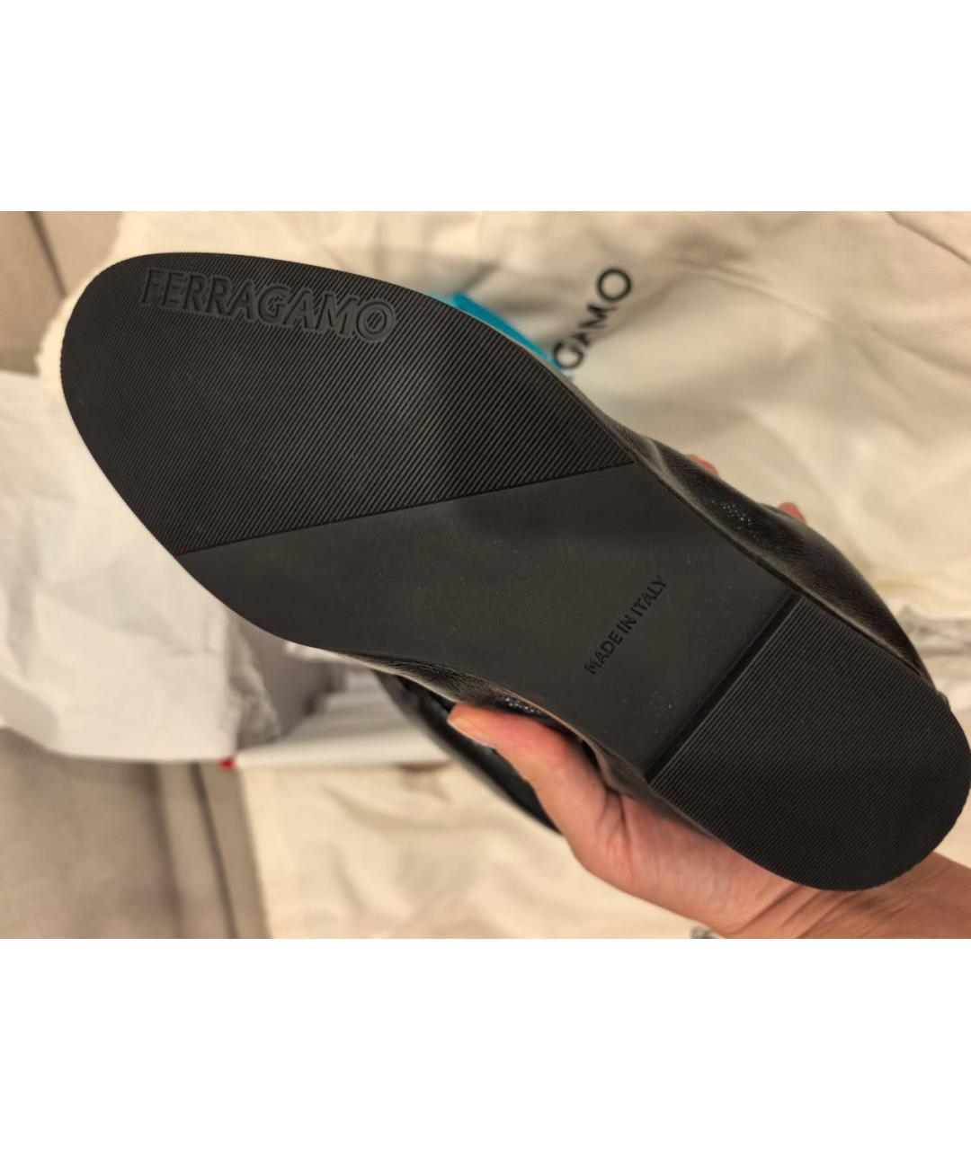 FERRAGAMO Черные мокасины из лакированной кожи, фото 5