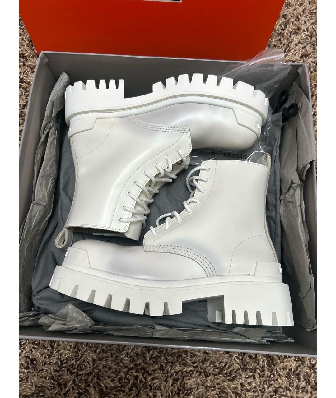 BALENCIAGA Белые высокие ботинки, фото 4