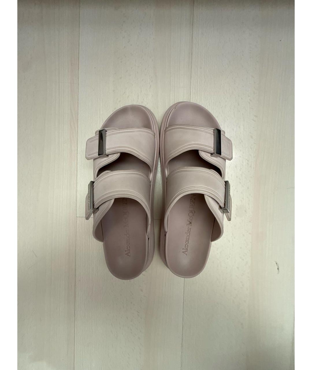 ALEXANDER MCQUEEN Розовые резиновые сандалии, фото 2