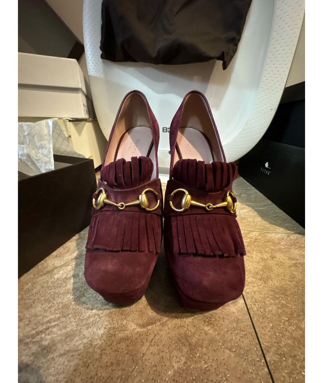 GUCCI Бордовые замшевые туфли, фото 2