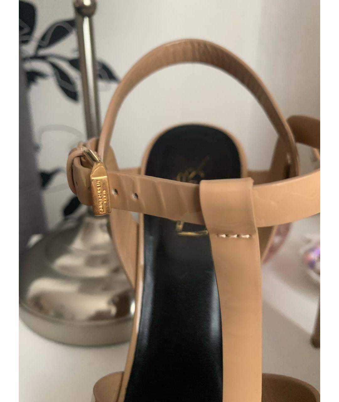SAINT LAURENT Бежевые кожаные босоножки, фото 3