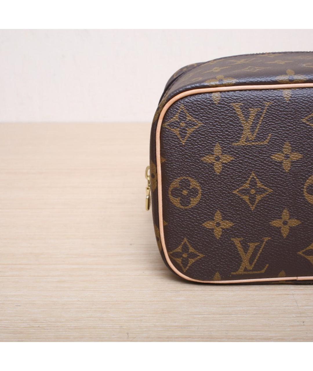 LOUIS VUITTON Коричневая кожаная косметичка, фото 9